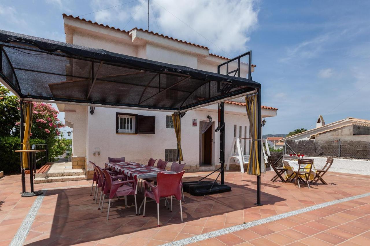 Villa Lilia Vilanova i la Geltru Exterior photo